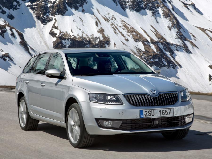  Skoda Octavia Combi 4x4 2013 года  (фото 21 из 23)
